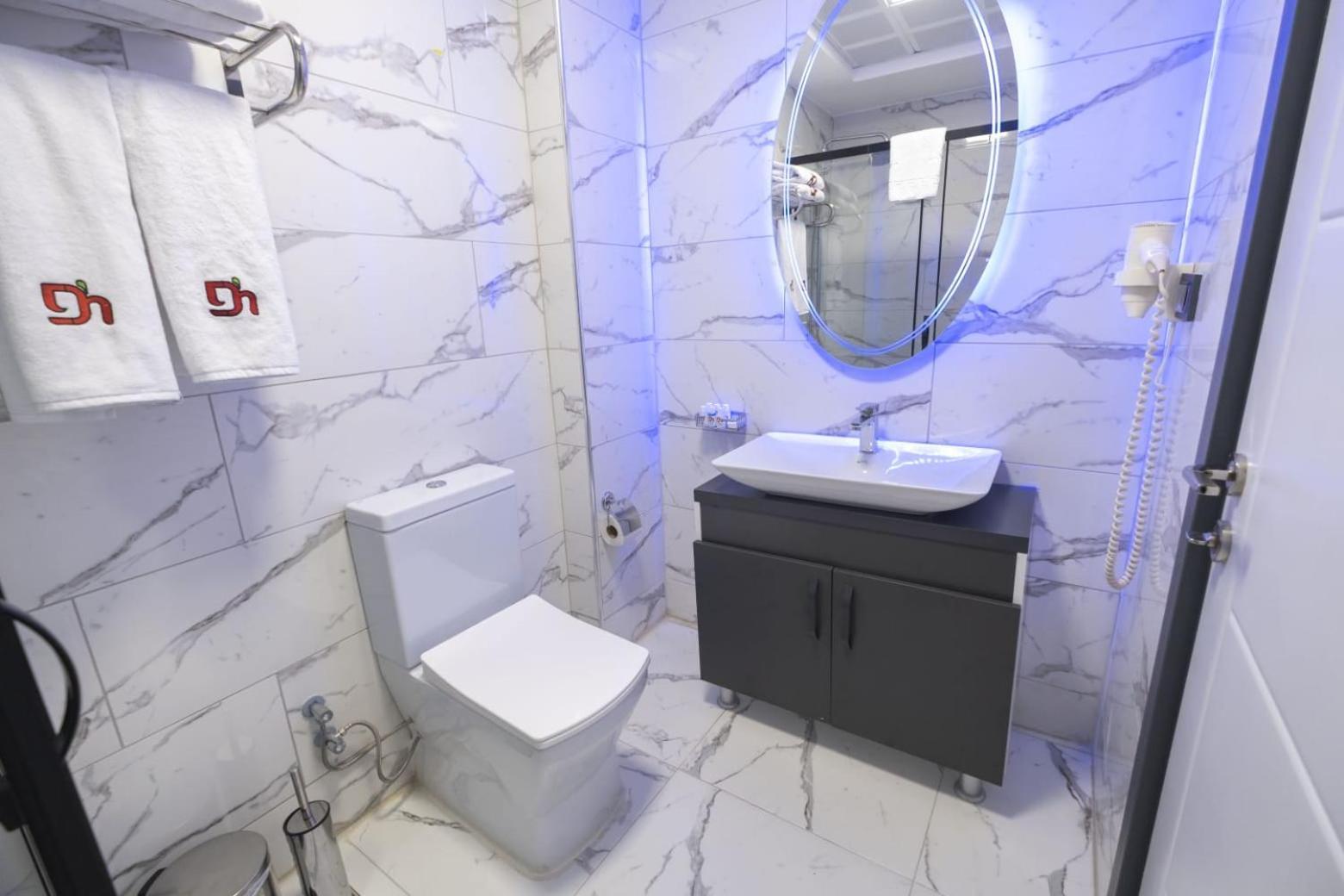 Dewy Hotel Измир Екстериор снимка